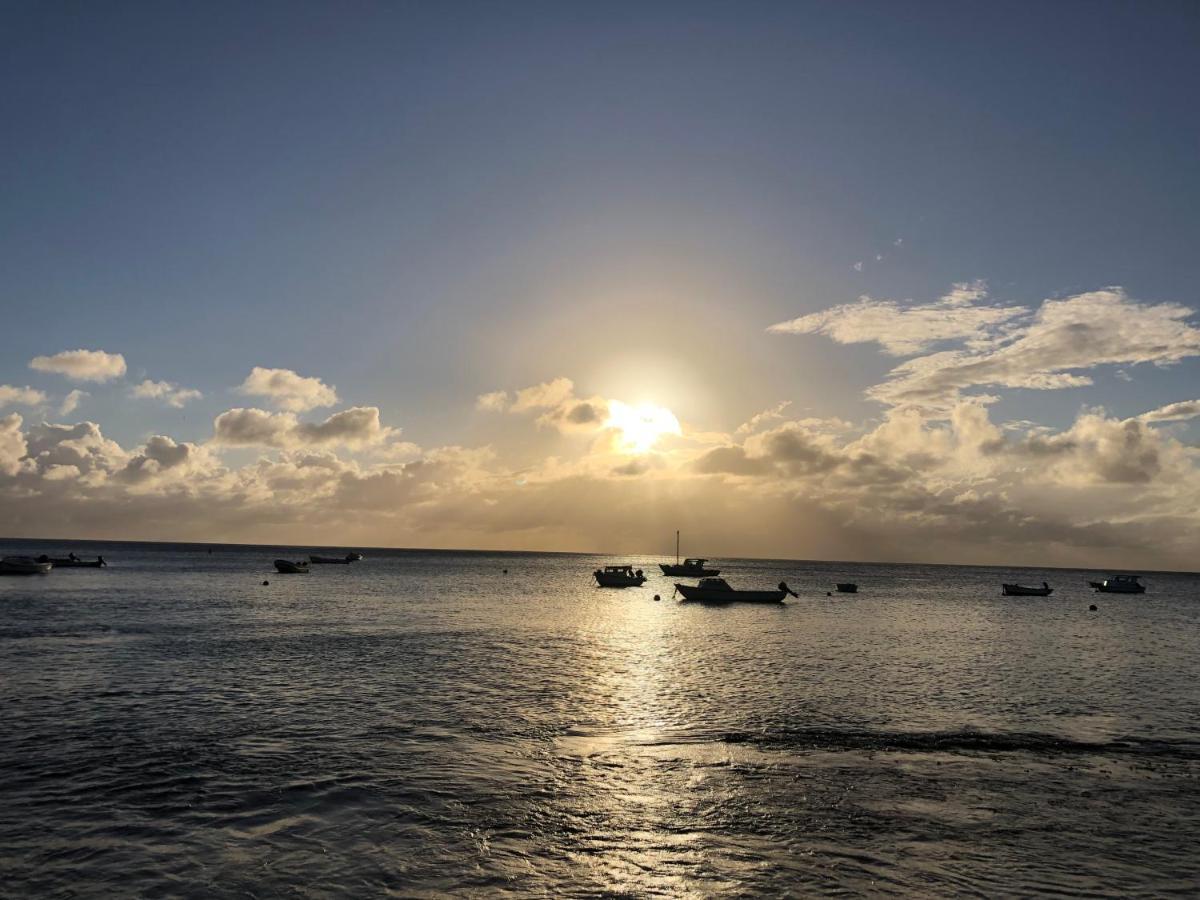 Marazul Dive Resort. 3 Bedroom Seafront House. Dive, Snorkel, Enjoy Amazing Sunsets Westpunt 외부 사진