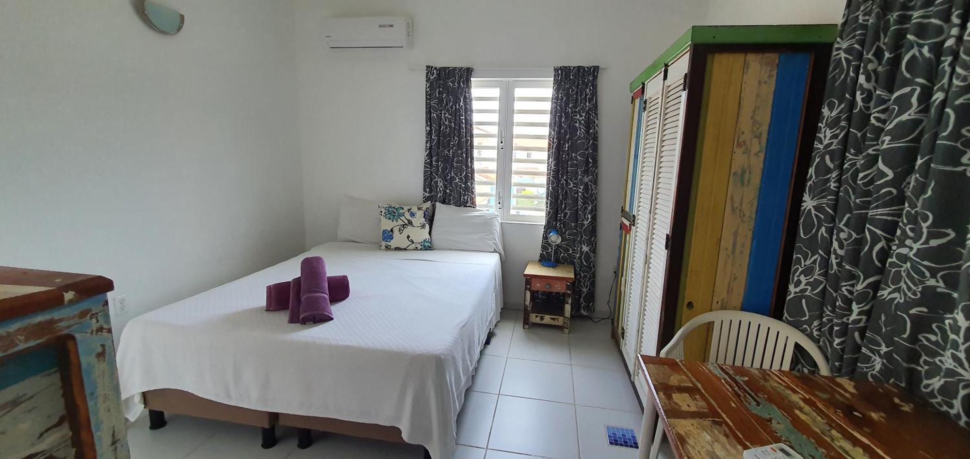 Marazul Dive Resort. 3 Bedroom Seafront House. Dive, Snorkel, Enjoy Amazing Sunsets Westpunt 외부 사진