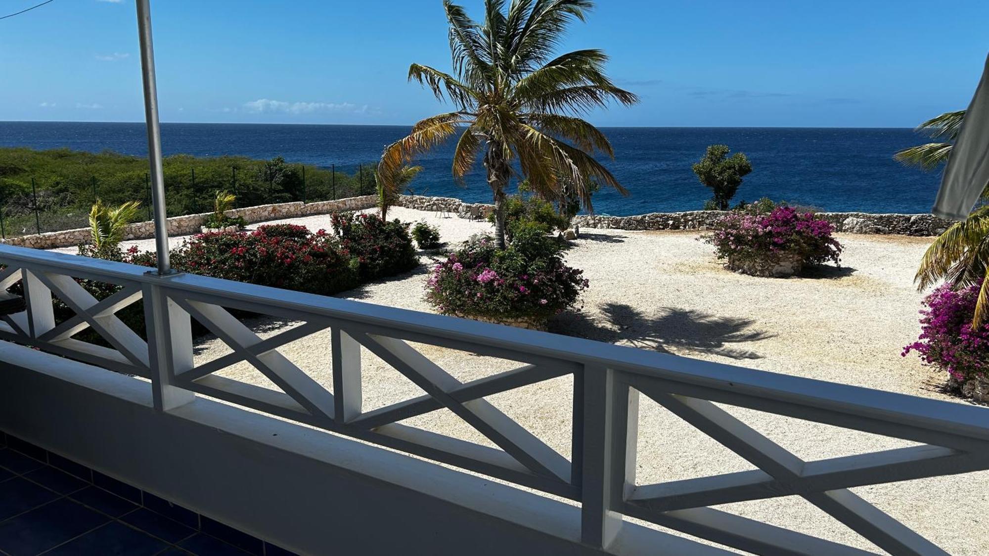 Marazul Dive Resort. 3 Bedroom Seafront House. Dive, Snorkel, Enjoy Amazing Sunsets Westpunt 외부 사진